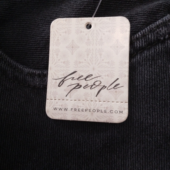 NWT FREE PEOPLE WASHED BLACK MAKAI CUT OFF MIDI SHORTS SIZE 25 - Picture 6 of 9